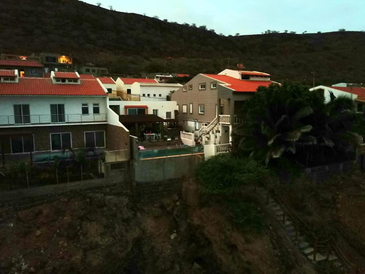 Cactus Guest House Cidade Velha ภายนอก รูปภาพ