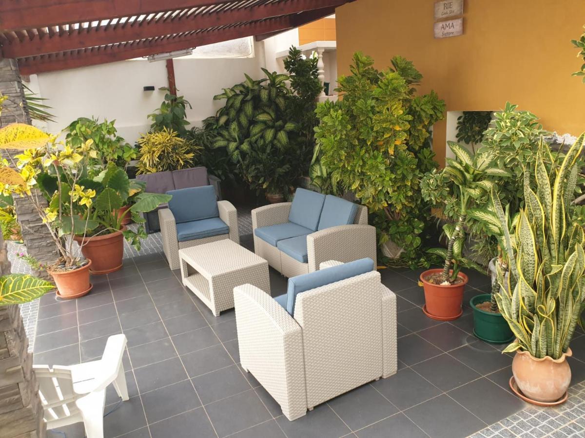 Cactus Guest House Cidade Velha ภายนอก รูปภาพ