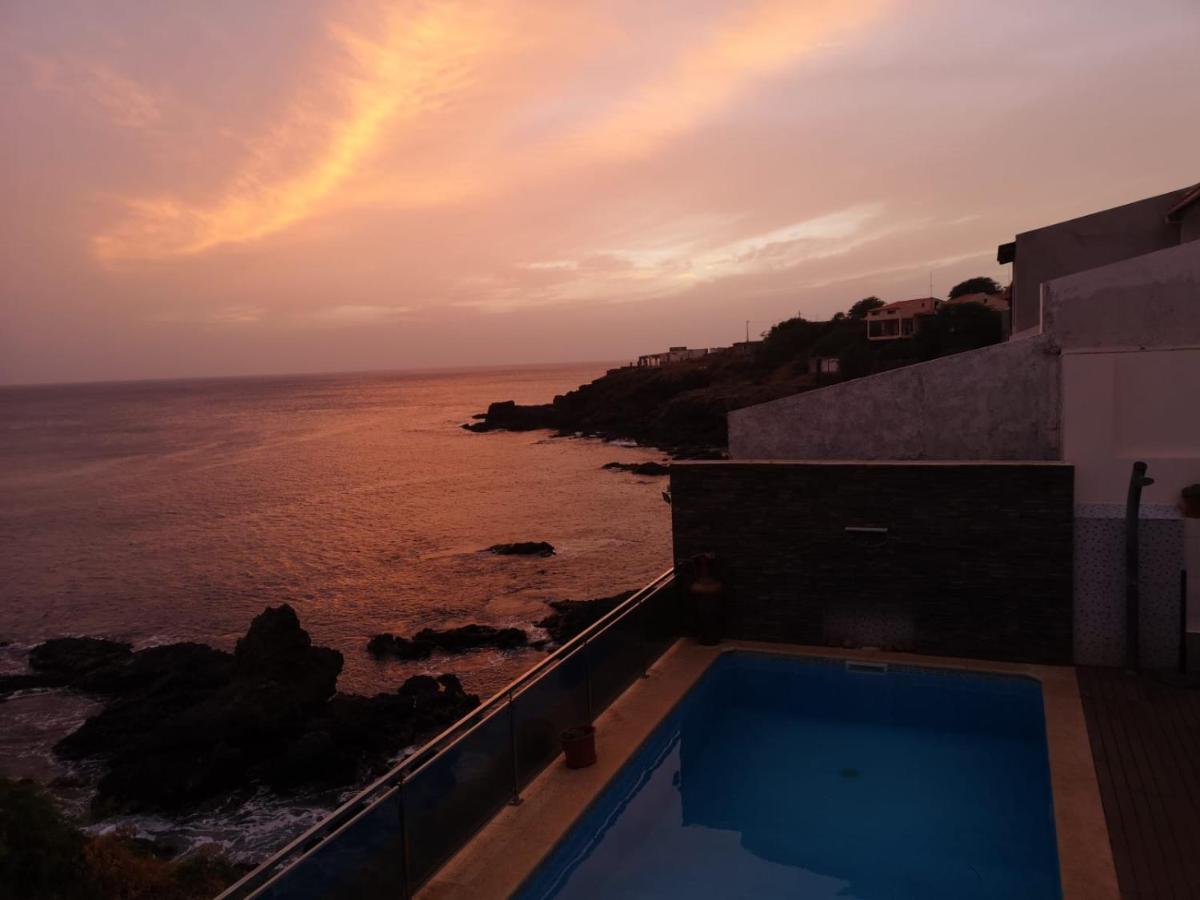 Cactus Guest House Cidade Velha ภายนอก รูปภาพ