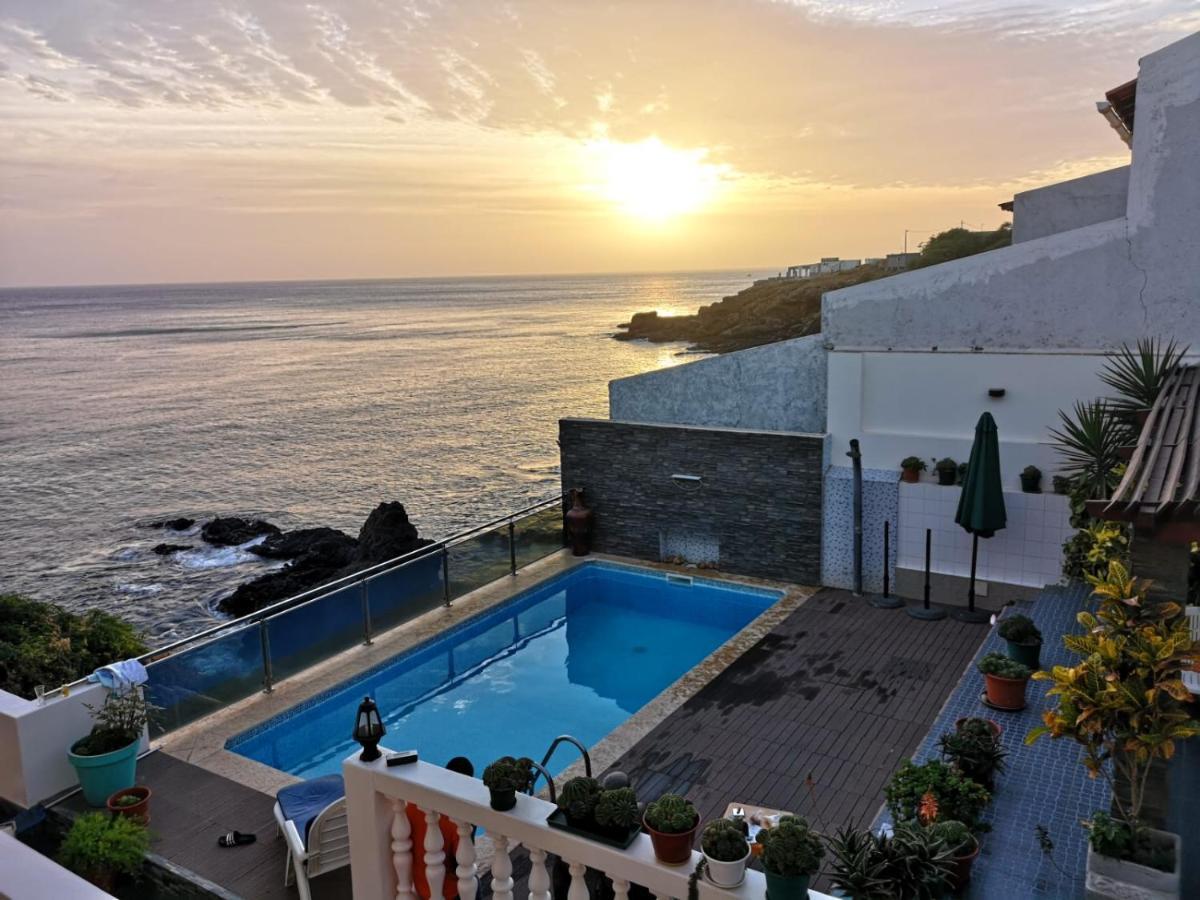 Cactus Guest House Cidade Velha ภายนอก รูปภาพ