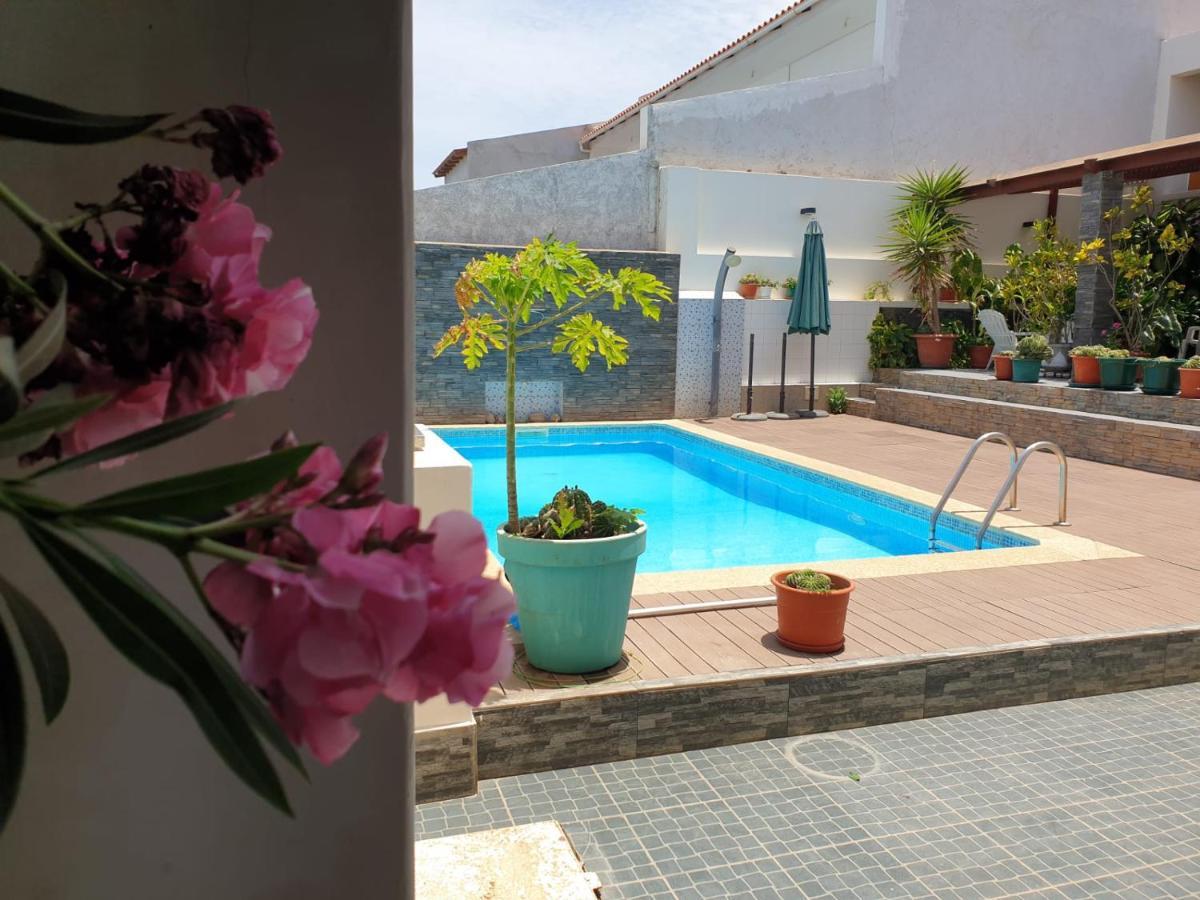 Cactus Guest House Cidade Velha ภายนอก รูปภาพ