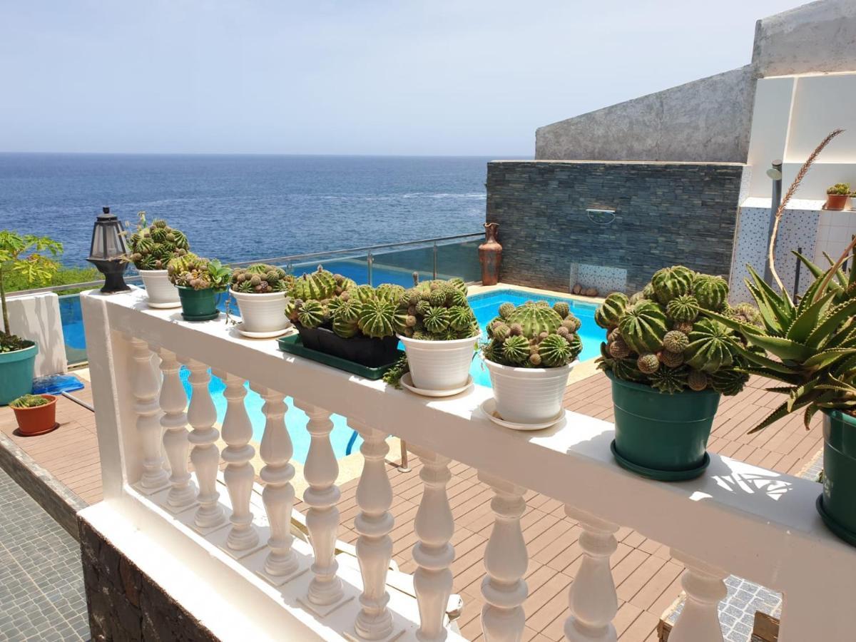 Cactus Guest House Cidade Velha ภายนอก รูปภาพ