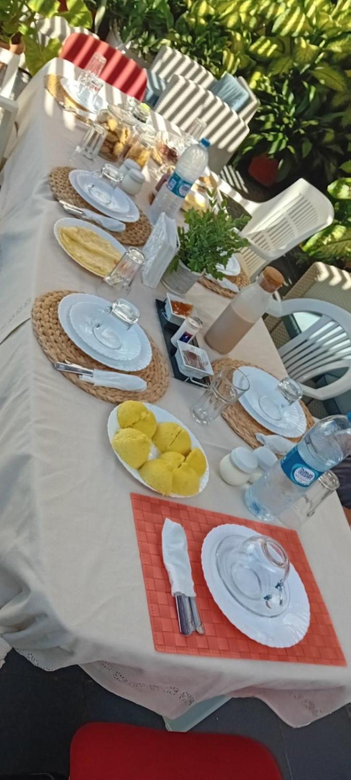Cactus Guest House Cidade Velha ภายนอก รูปภาพ